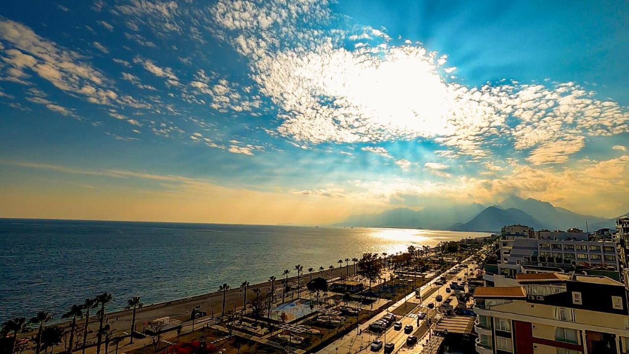 The Corner Park Hotel Antalya Bagian luar foto
