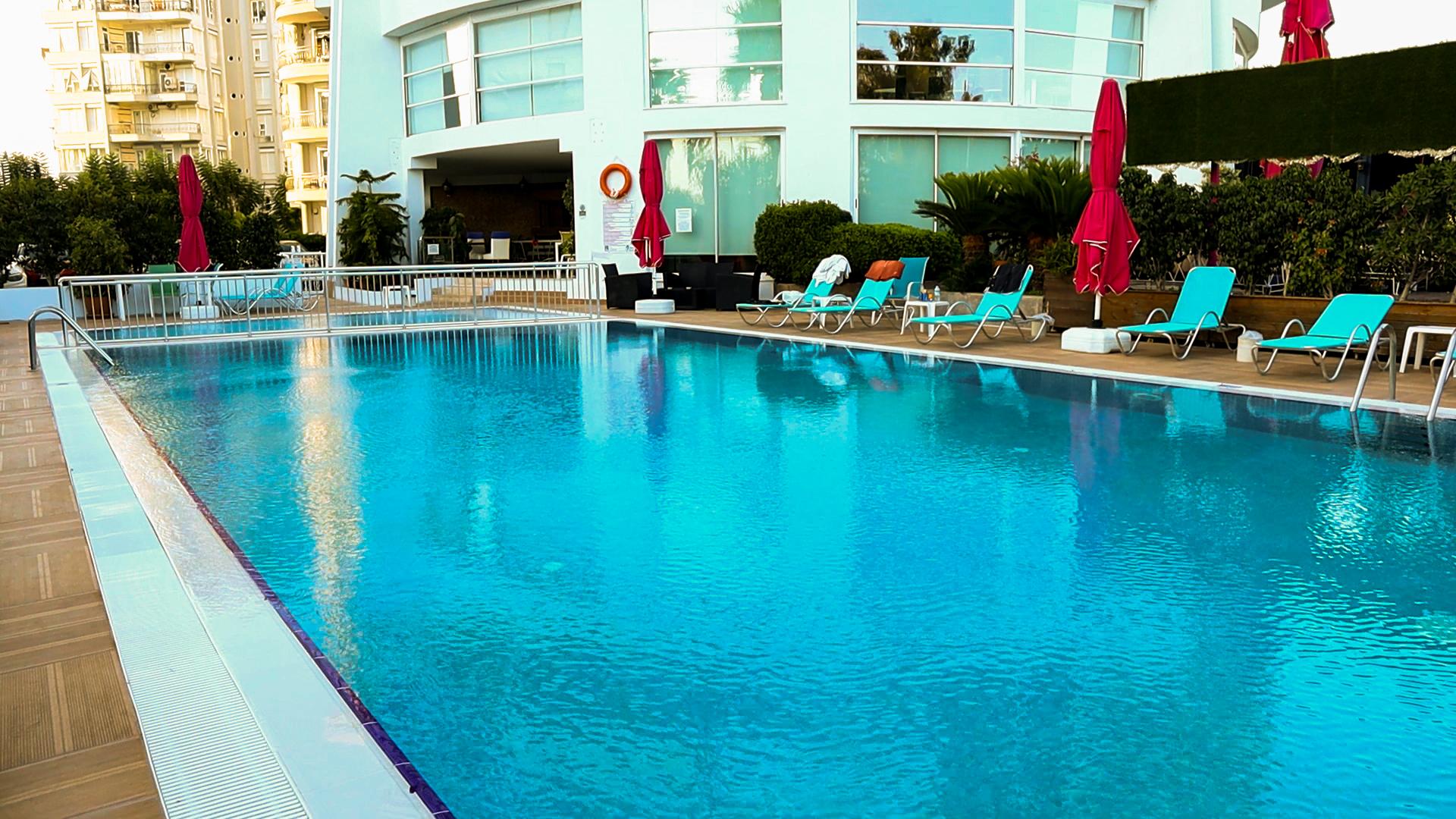 The Corner Park Hotel Antalya Bagian luar foto